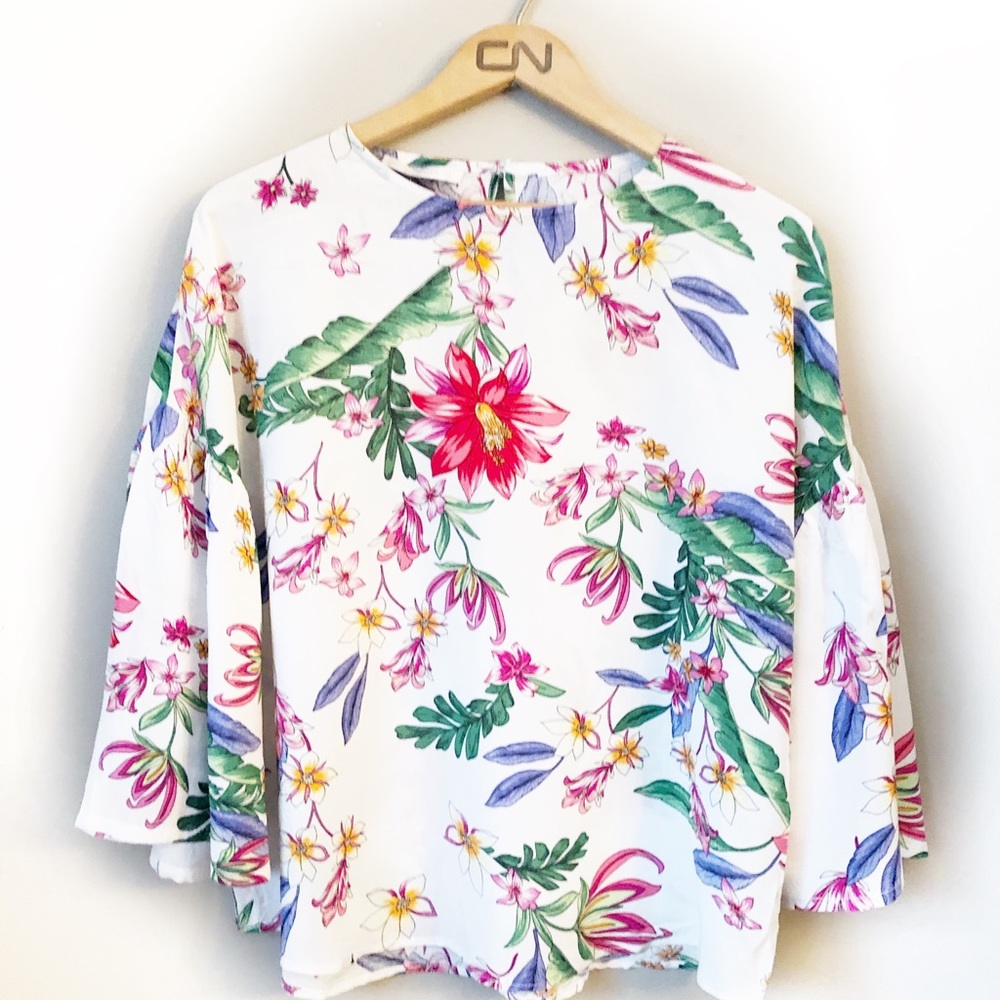 NWT ROJADA flower 🌸 blouse size XL